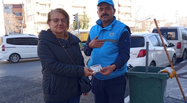 Büyükşehir Personelinin Duyarlı Davranışıyla Kayıp Cüzdan Sahibini Buldu